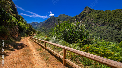 Foto Senda Accesible Pola de Somiedo Path, Pola de Somiedo, Somiedo Natural Park, Pri