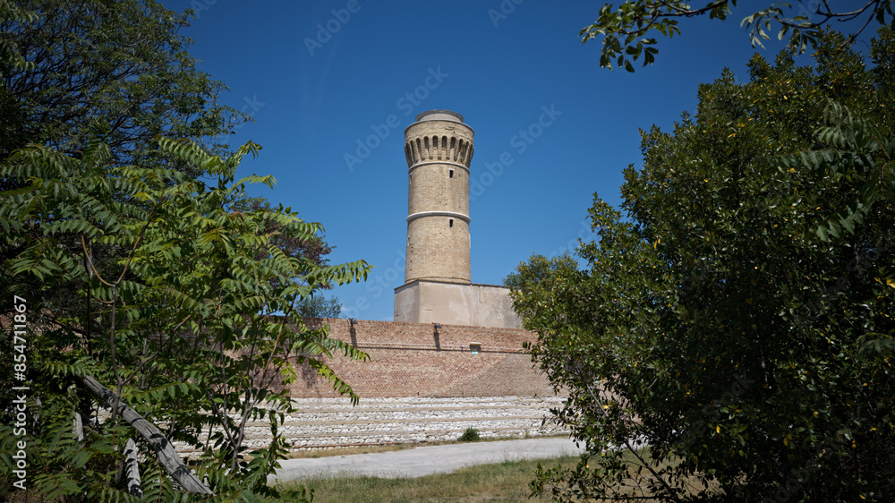 Faro ottocentesco nel parco del Cardeto in Ancona