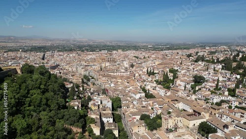 viajando por la ciudad de la alhambra de Granada, España