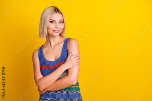 Canvastavla Photo portrait of young posing model sweet beautiful woman student in trendy sin