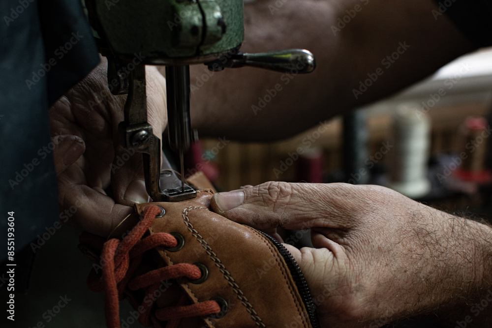 Obraz premium shoe making