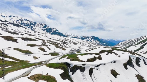 La frontières naturelle des Alpes entre la France et l'Italie photo