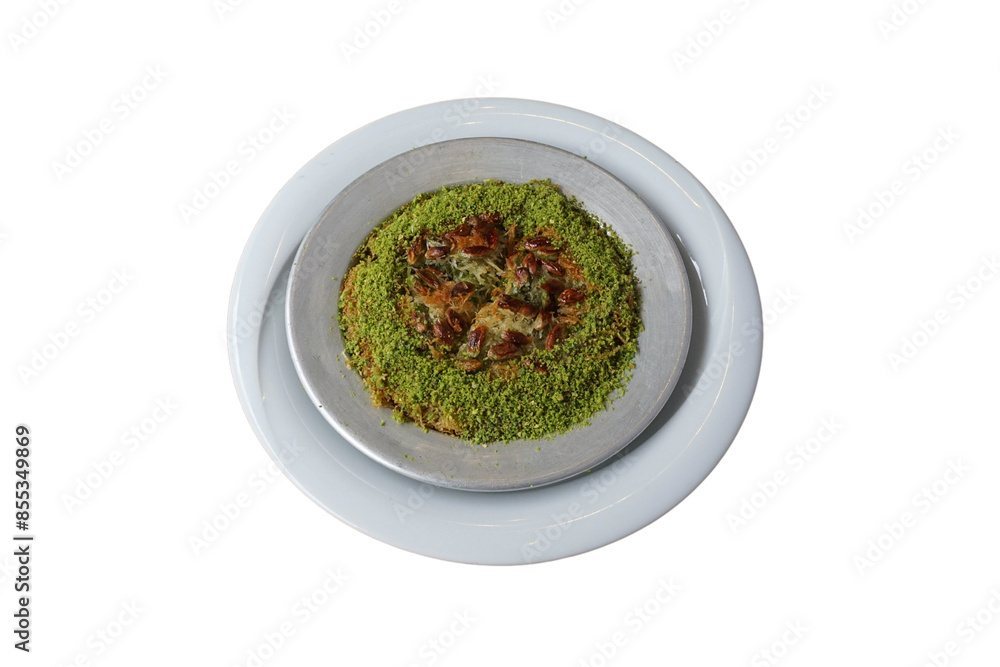 kunefe with plenty of pistachios