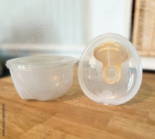 Hands-Free Collection Cups for Breast pump photo