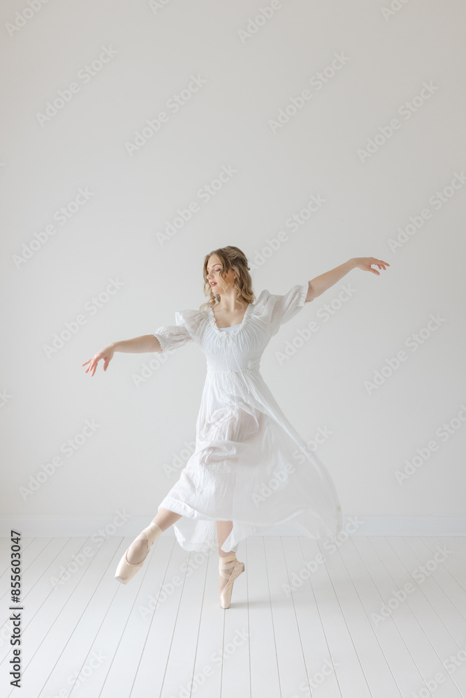 ballerina dancing croisé dégagé front en pointe ballerina dancing croisé dégagé front en pointe