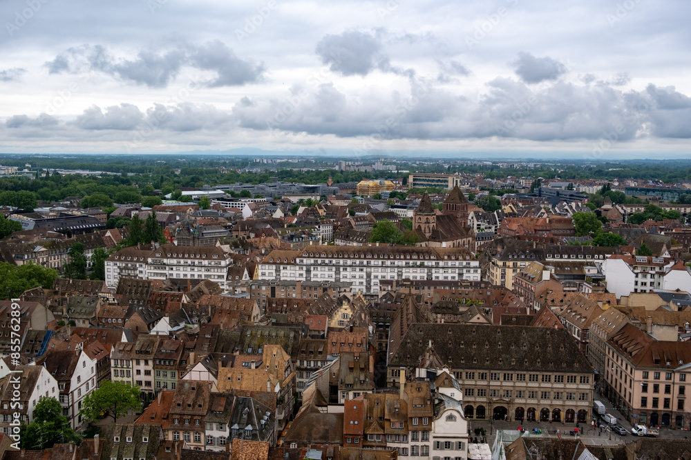 Fototapeta premium Vue sur le centre historique de Strasbourg (France)