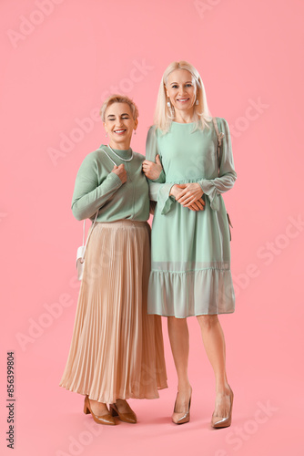 Beautiful stylish mature wo...
