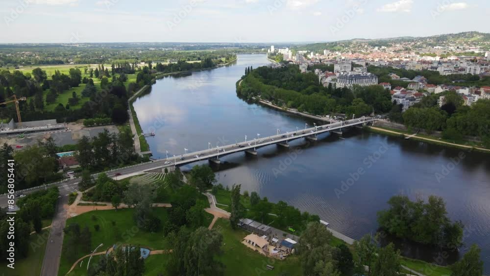 pont de vichy été pont de vichy été