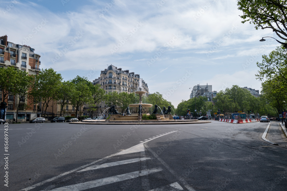 La place Félix Eboué anciennement Daumesnil dans le douzième arrondissement de Paris en France La place Félix Eboué anciennement Daumesnil dans le douzième arrondissement de Paris en France