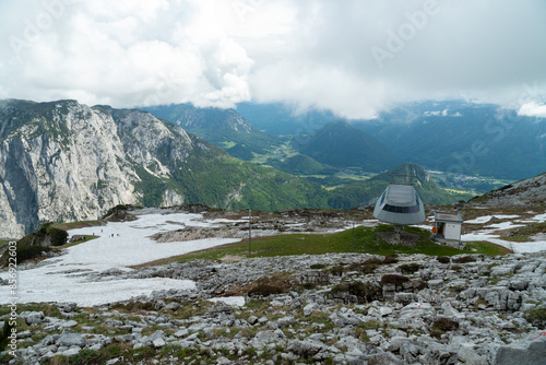 Blick vom Loser auf Bad Aussee sowie das Ausseerland mit Liftstation, Salzkammergut, Streiermark, Österreich im Sommer photo