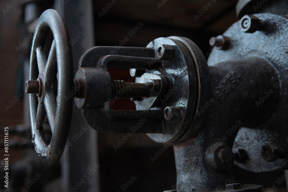 Fabryka Norblina, stare zawory, zawór, zamknięcie, hydraulika, vintage, zabytek Fabryka Norblina, stare zawory, zawór, zamknięcie, hydraulika, vintage, zabytek