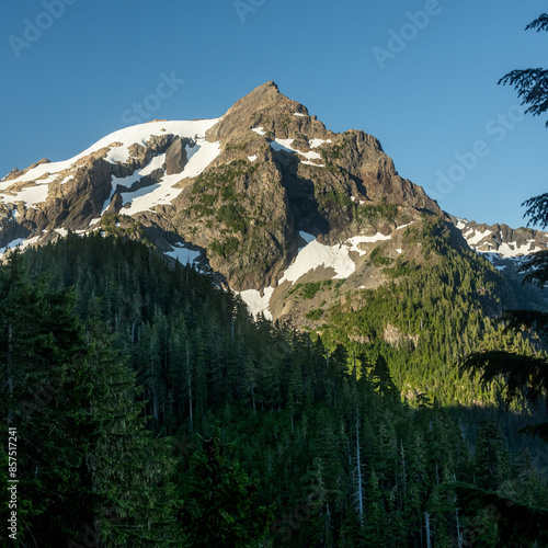 Konstfotografi Mount Olympus Rises Into Clear Blue Sky
