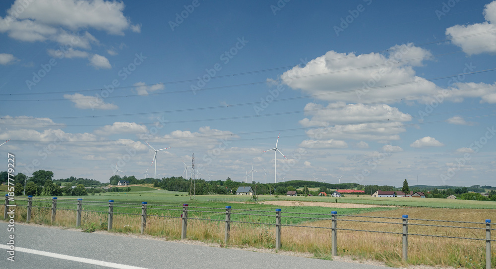 Wind turbines that generate green electricity in natural conditions Wind turbines that generate green electricity in natural conditions