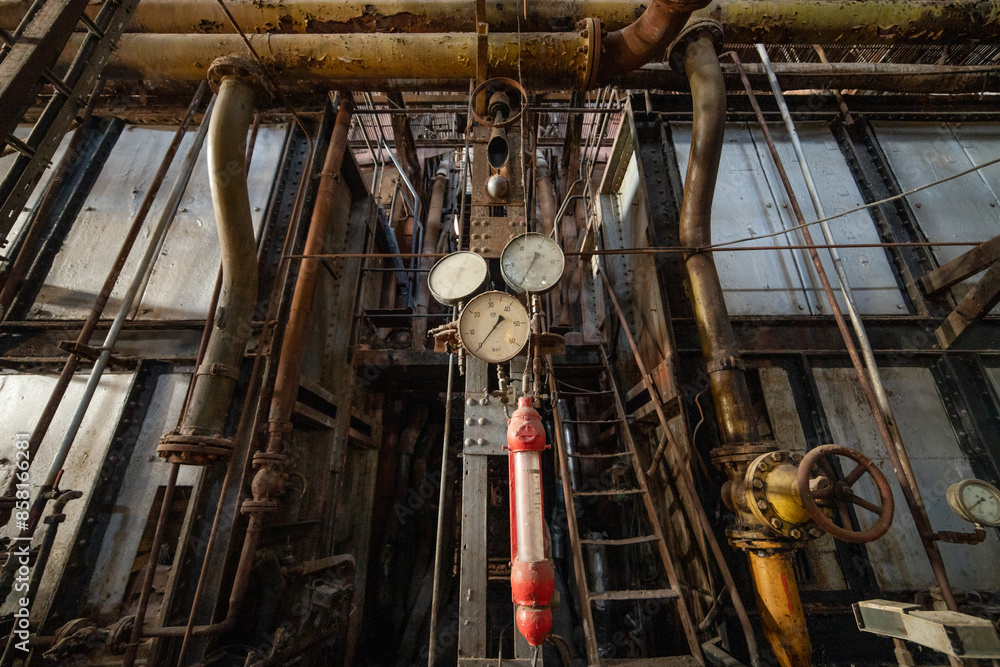 URBEX - Abandoned Oil Refinery in Romania URBEX - Abandoned Oil Refinery in Romania