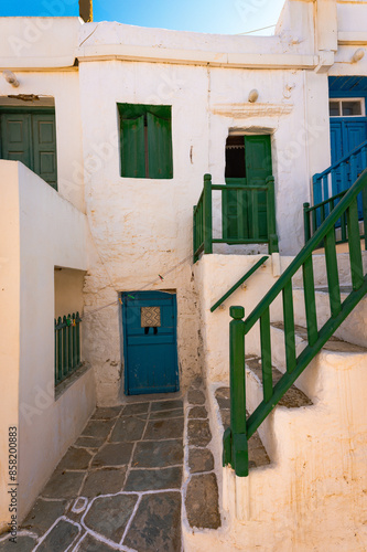 Obraz na płótnie Kastro, the oldest part of the Chora town on Folegandros island w salonie