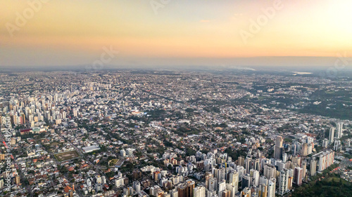 Konstfotografi Curitiba in Paraná, Brazil. Aerial View.