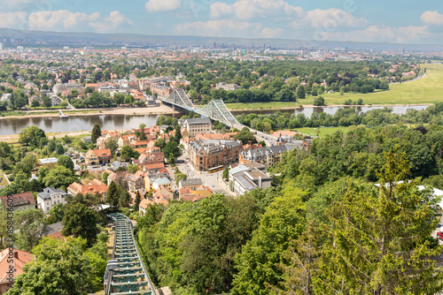 Blick auf Dresden und dem blauen Wunder