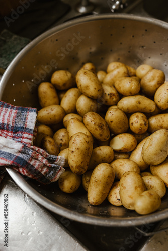 Gekochte Kartoffeln in einer Schüssel