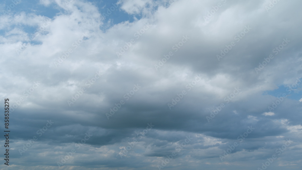 Obraz premium Global warming climate change. Thunderstorm in tropical summer with scary and moody sky. Timelapse.