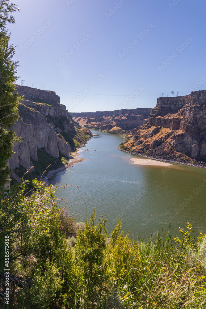 Naklejka premium Snake River through the canyon