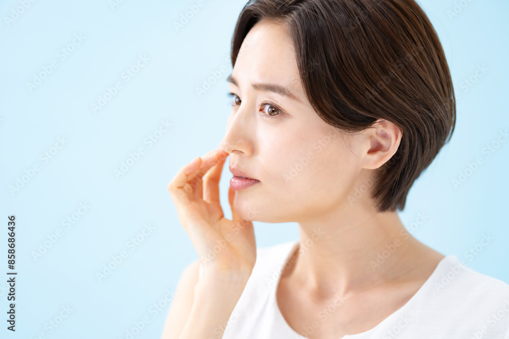 スキンケア・女性・ブルーバック スキンケア・女性・ブルーバック