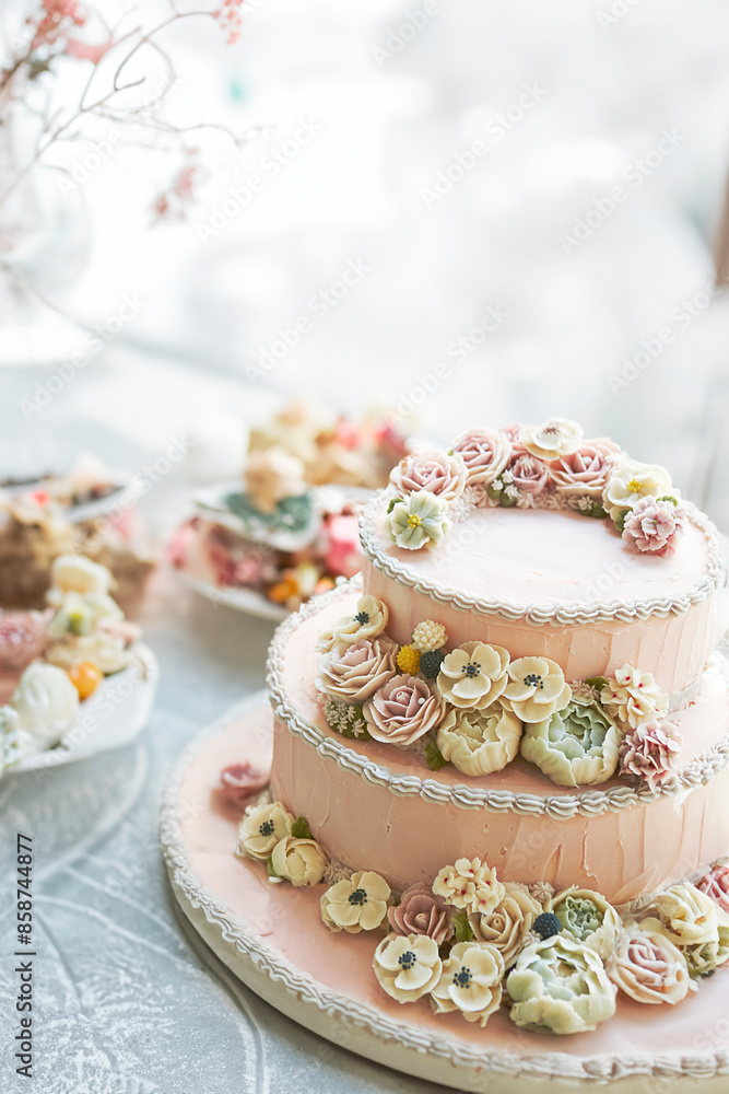 wedding cake decorated with flowers wedding cake decorated with flowers