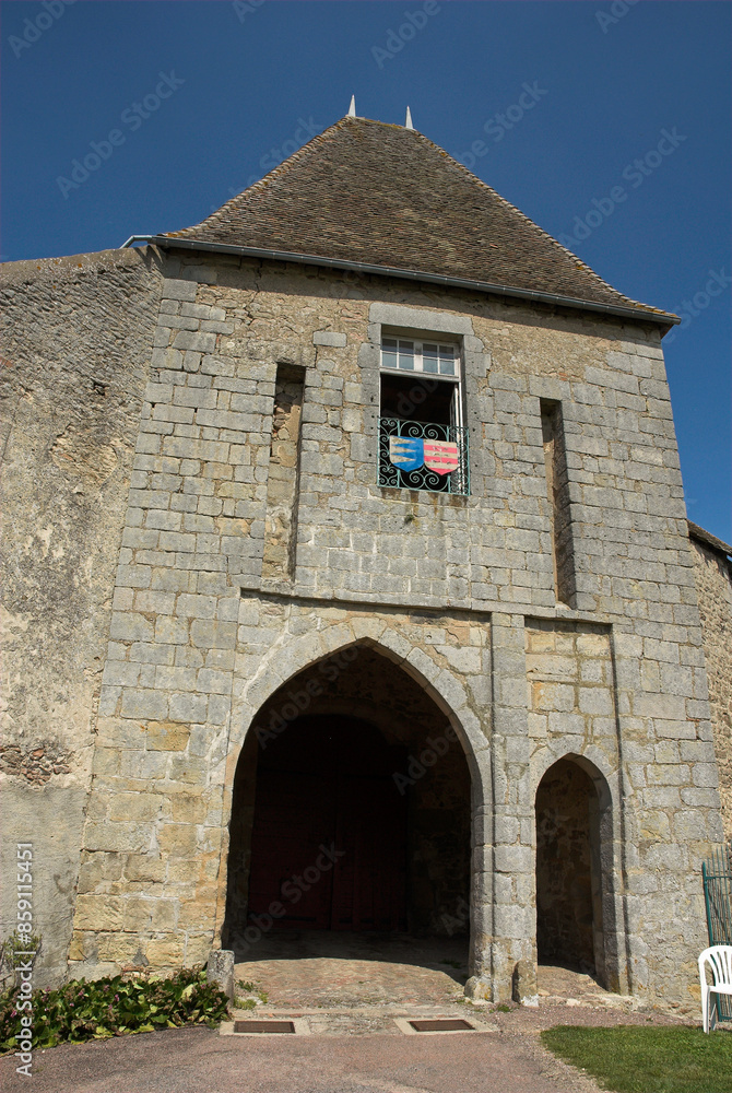 Fototapeta premium Chateau de Brandon XIé, XIVé, XVIIé, 71, Saône et Loire, région Bourgogne Franche Comté, France