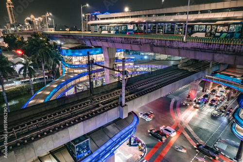 Tableau sur toile Bus Terminal and mrt station at CSW Centrale Stichting Wederopbouw Blok M Jakart