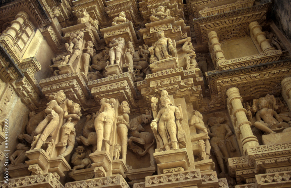 Fototapeta premium INDIA KHAJURAO KANDARIJA MAHADEVA TEMPLE