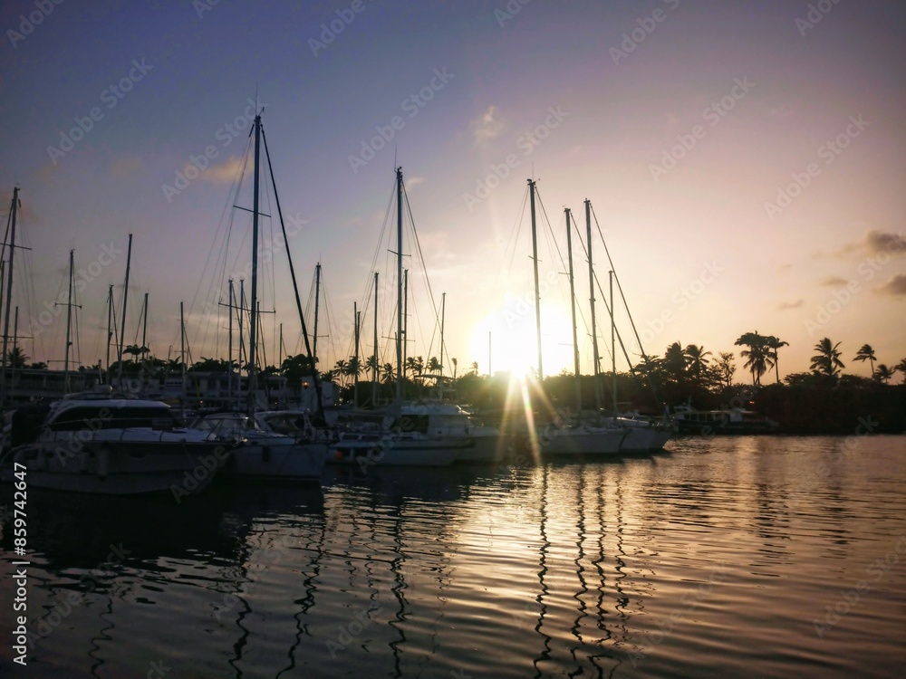 Obraz premium sunset at the marina
