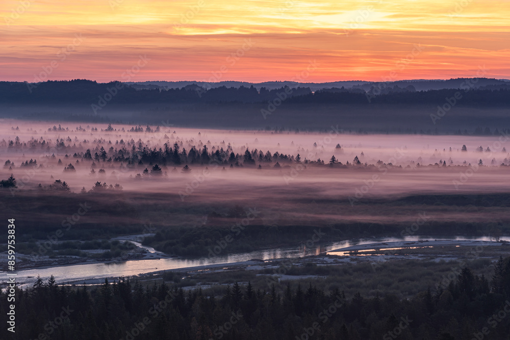 Fototapeta premium Morgendämmerung über der Isar