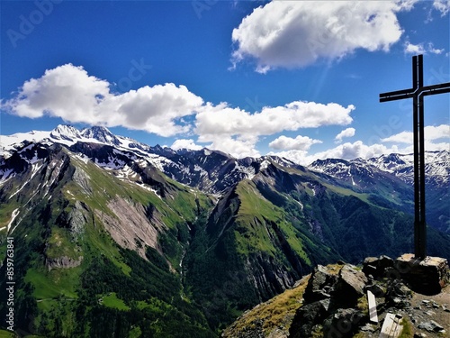 Gipfelkreuz Blauspitze, Berggipfel in Tirol (Bezirk Lienz) Matrei i. O. photo