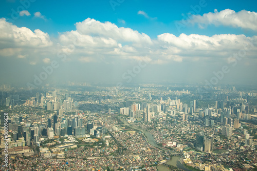 飛行機から眺めるフィリピンマニラ首都圏の美しい風景Beautiful scenery of Metro Manila in the Philippines seen from an airplane