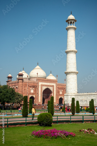 人生で一度は行ってみたいタージマハルのとても美しい風景The beautiful scenery of the Taj Mahal that you should visit at least once in your life photo