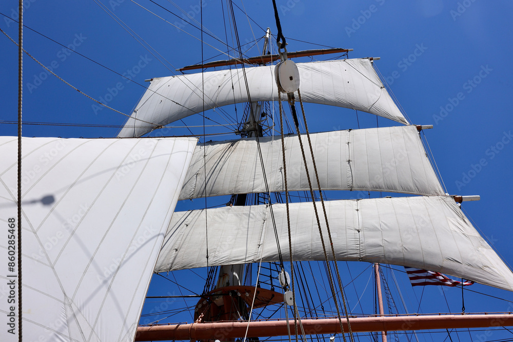 Fototapeta premium mast of a vintage tall ship