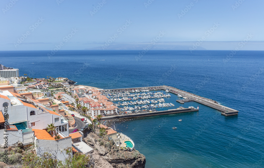 Fototapeta premium In Los Gigantes auf Teneriffa, Spanien.
