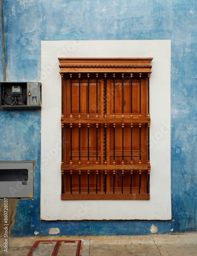 Una puerta de una casa ubicada en el barrio San Antonio - Cali - Colombia photo