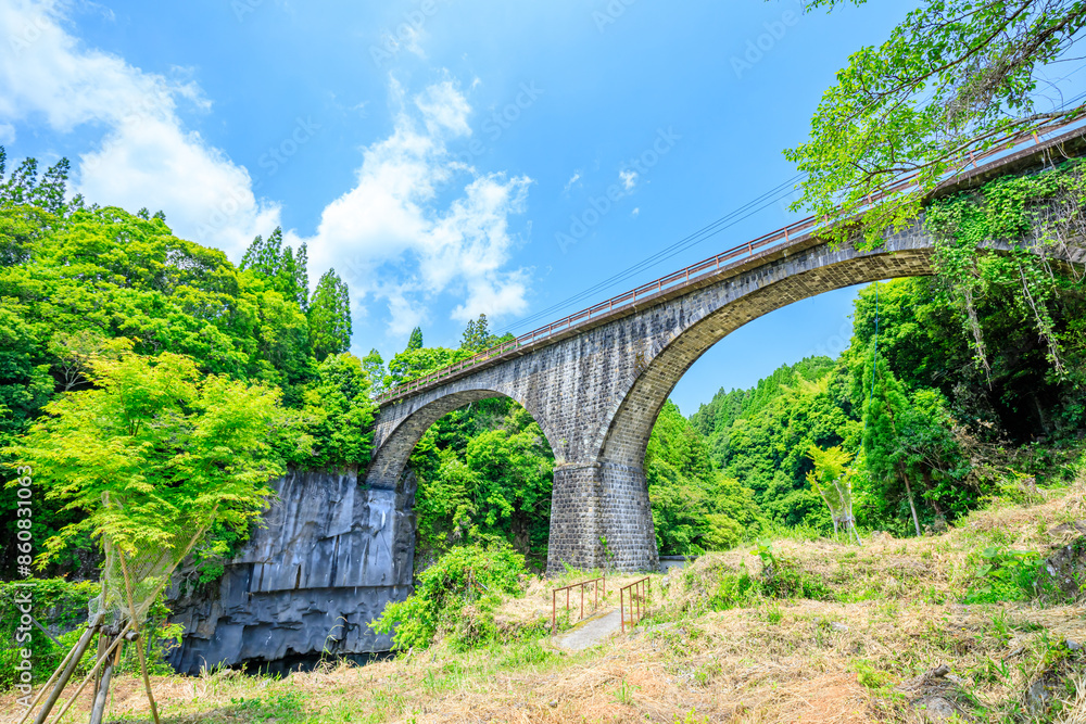 初夏の轟橋 大分県豊後大野市 Early summer Todoroki-bashi bridge. Oita Pref, Bungono City. 初夏の轟橋 大分県豊後大野市 Early summer Todoroki-bashi bridge. Oita Pref, Bungono City.