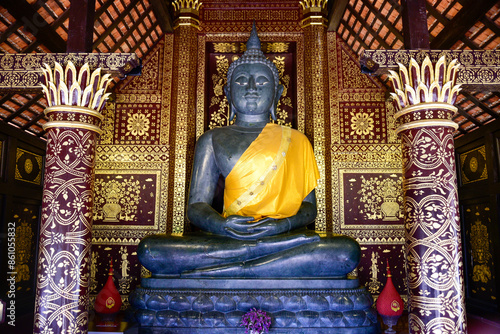 タイチェンマイにあるワット・チェディルアン寺院の美しい風景Beautiful scenery of Wat Chediluang temple in Chiang Mai, Thailand photo