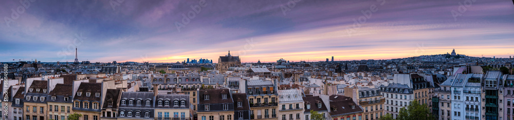 France, Ile-de-France, Paris, Panoramic view of old town apartments at dusk France, Ile-de-France, Paris, Panoramic view of old town apartments at dusk