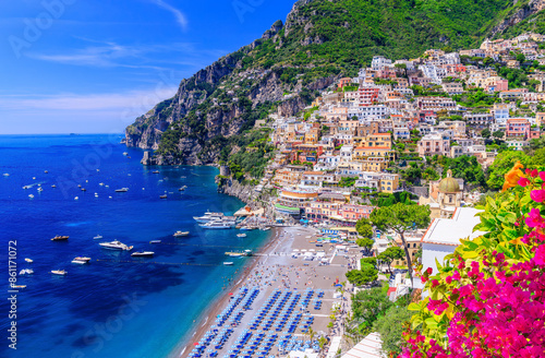 Fototapeta Naklejka Na Ścianę i Meble -  Amalfi Coast, Italy. View of Positano town and the beach.