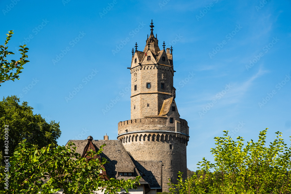 Der Runde Turm in Andernach, Wehrturm aus dem Mittelalter Der Runde Turm in Andernach, Wehrturm aus dem Mittelalter