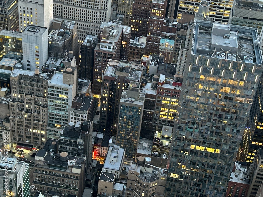 Fototapeta premium Crowded top-down, bird's eye view of building in Manhattan, New York city