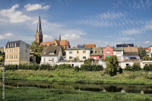 Obraz na płótnie staßfurt, deutschland - stadtpanorama mit häusern und kirchturm w salonie