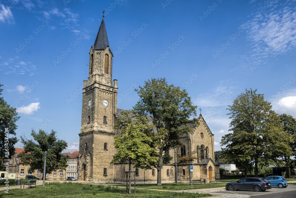 staßfurt, deutschland - kirche st. johannis im stadtviertel leopoldshall