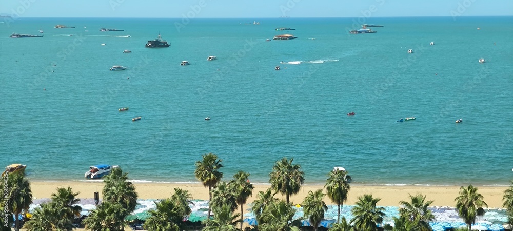 Obraz premium Sandy beach in Thailand. wave