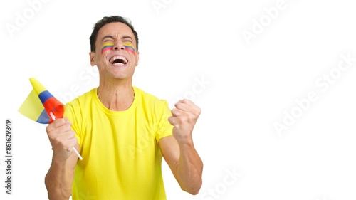 Foto Man cheering for Colombia screaming and waving a national flag