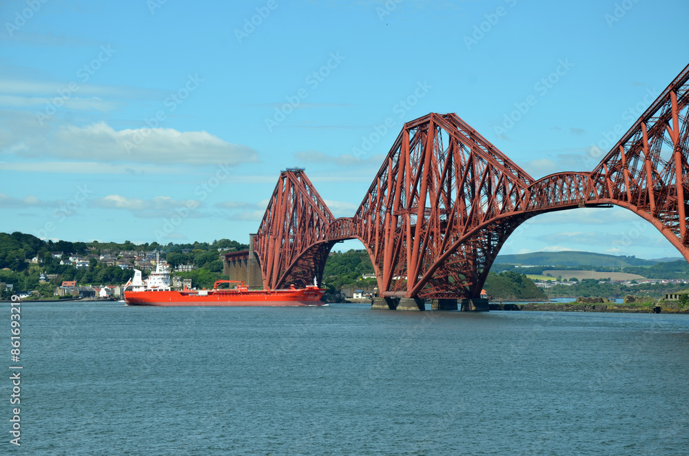 Fototapeta premium Forth Bridge June 2024