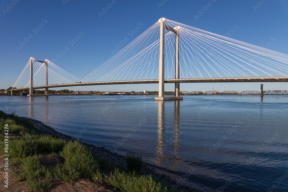 Fototapeta premium Ed Hendler Bridge also know as Cable Bridge Kennewick Washington 