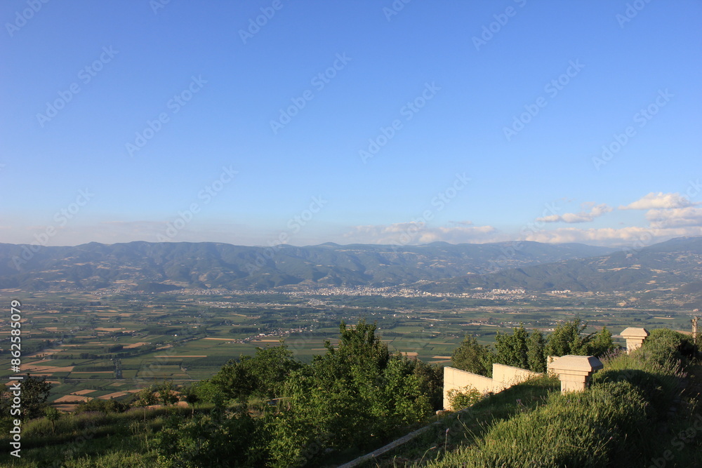 Obraz premium view from the top of the hill